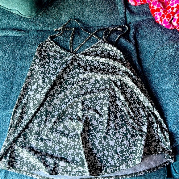 Tank top - Picture 1 of 1